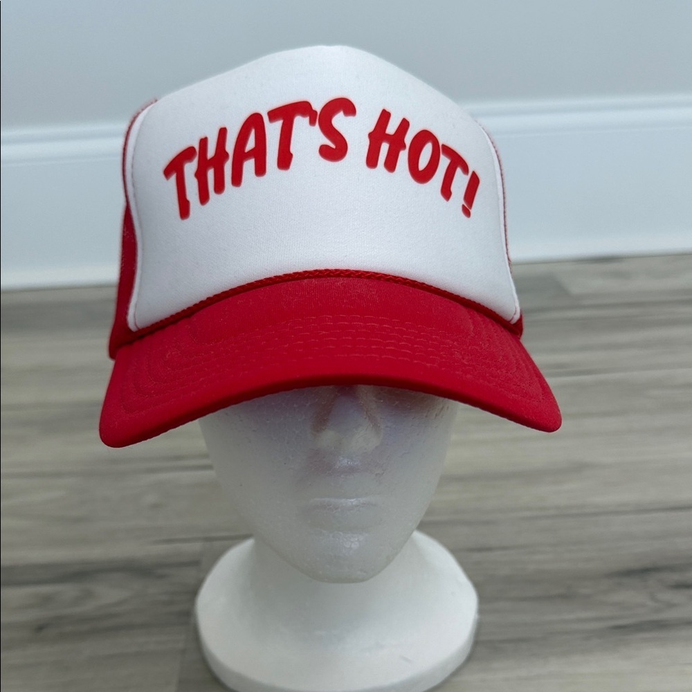 THAT’S HOTT Red and White Trucker Hat NWOT O/S
